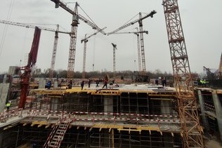 LMS continues to build monolithic structures in the Ostrov Residential Complex